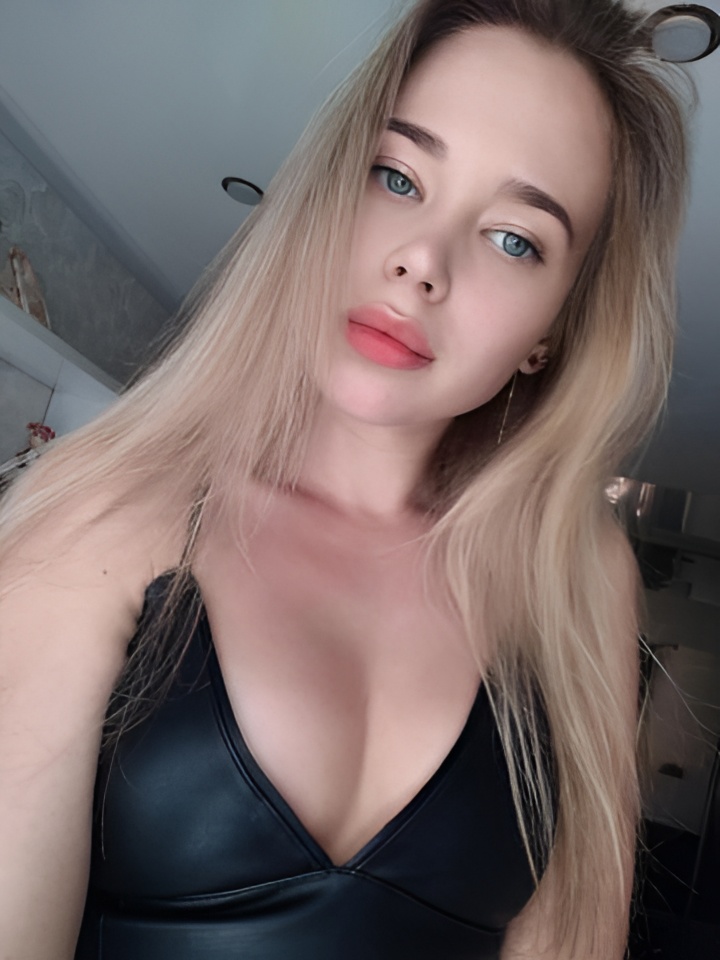 Индивидуалка Аврора, доступна для личного знакомства от 3000 руб