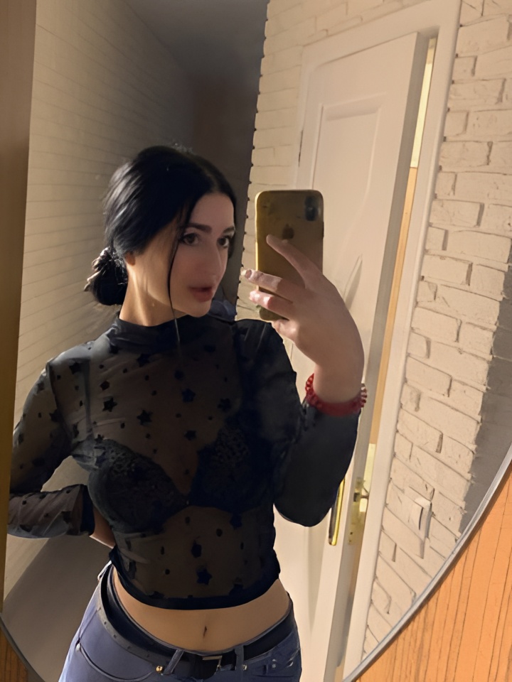 Василиса привлекальеная девушка из Воронежа цена от 2500 руб