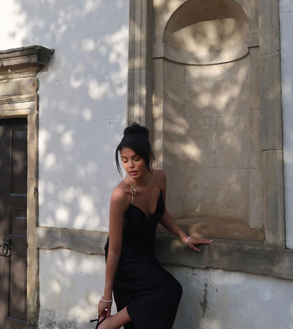 Настасья привлекальеная девушка из Воронежа цена от 10000 руб