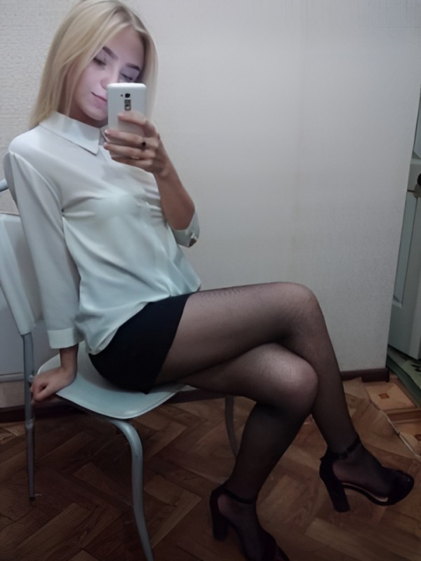 Елизавета привлекательная девушка из Воронежа цена от 2500 руб