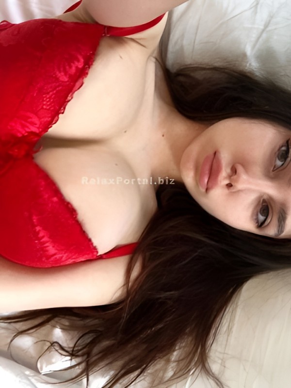 Эвелина привлекательная девушка из Воронежа цена от 2500 руб