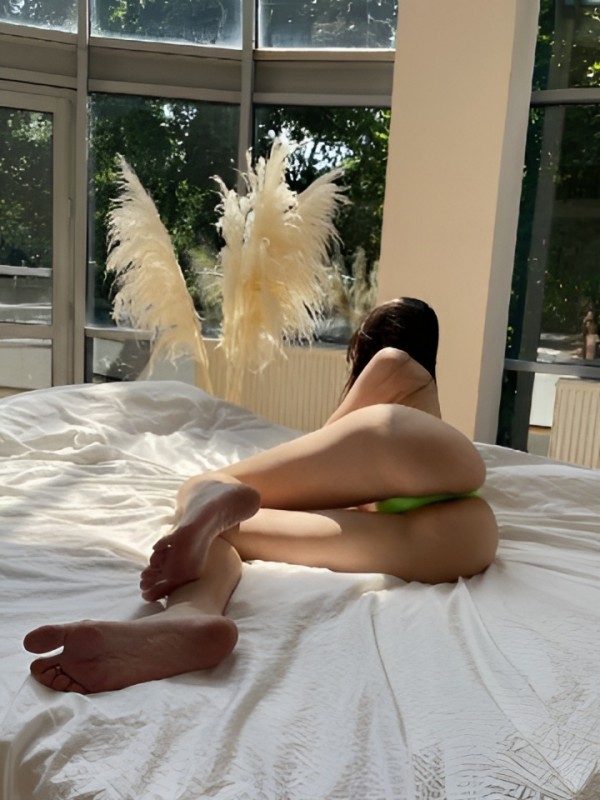 Нелли привлекательная девушка из Воронежа цена от 2000 руб