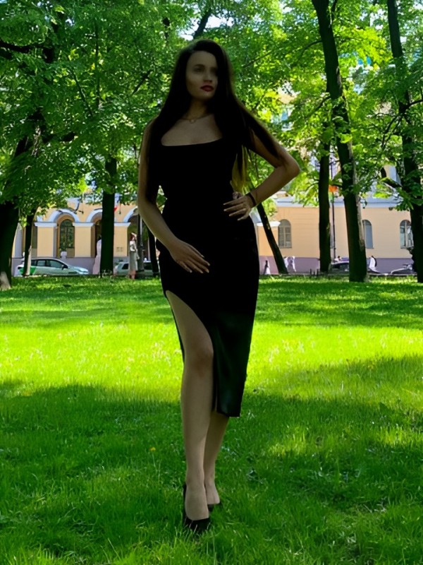 Оксана привлекательная девушка из Воронежа цена от 2000 руб