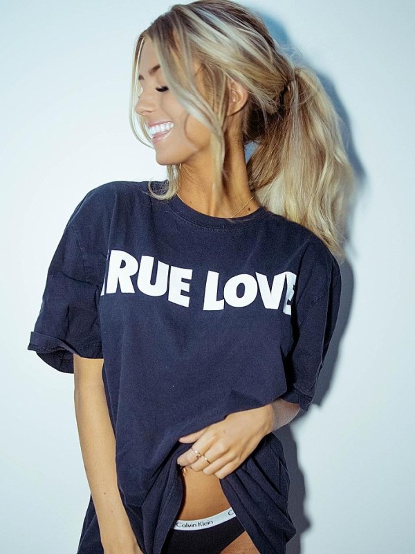 Дарина привлекательная девушка из Воронежа цена от 3000 руб