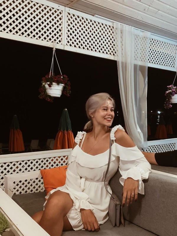 Маргоша привлекательная девушка из Воронежа цена от 3500 руб