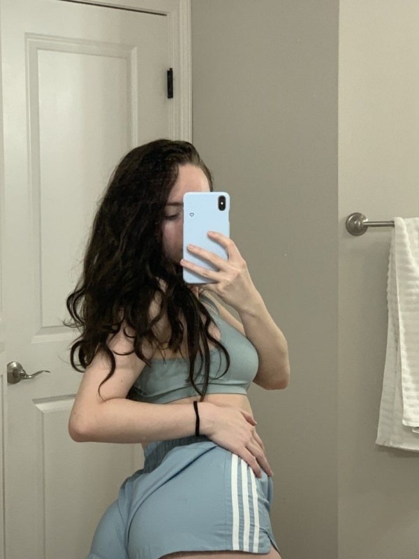 Дина привлекательная девушка из Воронежа цена от 3000 руб